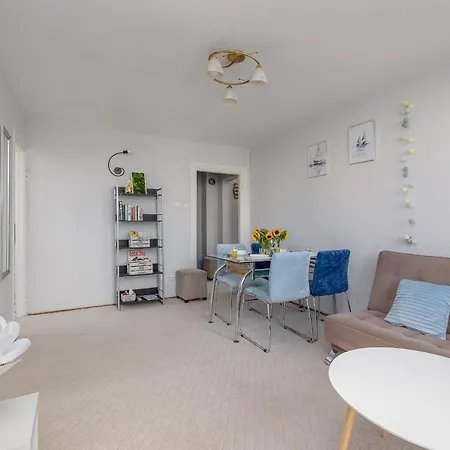 Wyjatkowy Apartament Dla Czterech Gosci W Centrum Szczecina By Rent Like