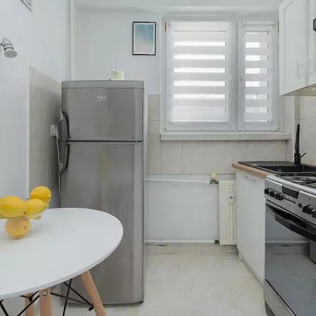 Wyjatkowy Apartament Dla Czterech Gosci W Centrum Szczecina By Rent Like Apartament Szczecin